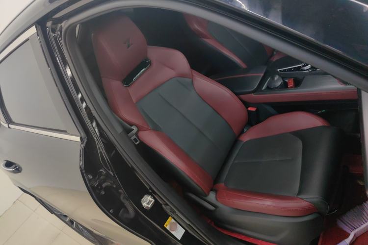 Used Oshan Z6 2023 Blue Whale 1.5T DCT Smart Luxury Model
