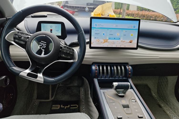 Used BYD Yuan PLUS 2022 510 km Flagship Version Center Console