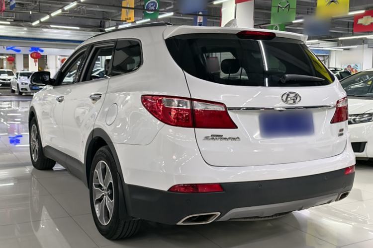 Used Hyundai Grand SantaFe 2013 3.0L 7-Seater Four-Wheel-Drive Comfort Edition
