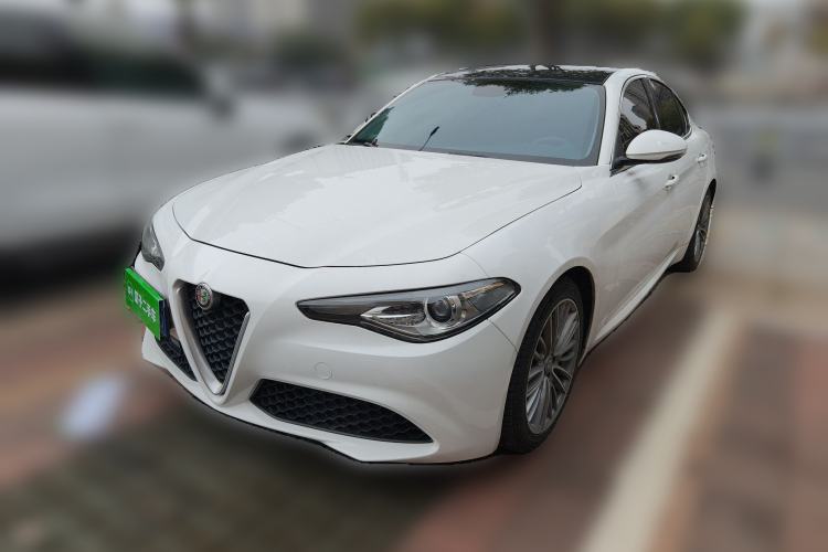 Used Alfa Romeo Giulia 2017 2.0T 280HP Luxury Edition