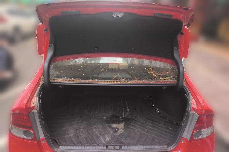 Used Honda Civic 2009 1.8L automatic luxury edition Trunk