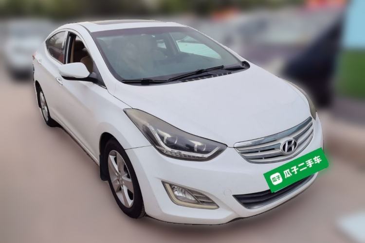 Used Hyundai Elantra (5th Generation / Langdong) 2012 1.6L Automatic Prestige Model Front Right 45 Deg
