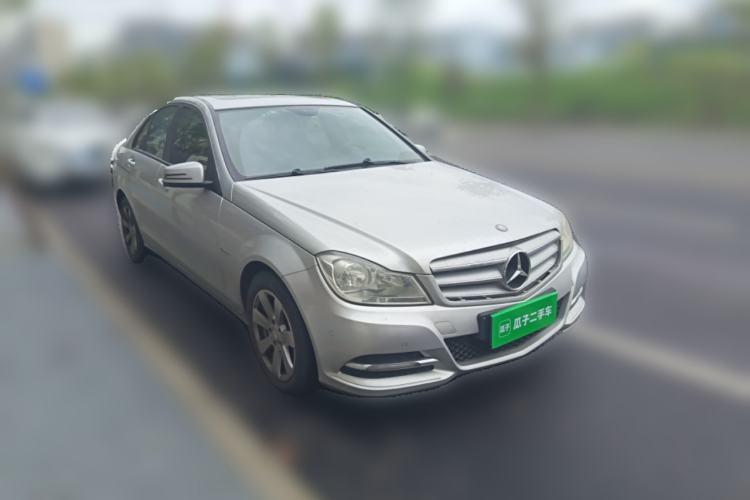Used Mercedes-Benz C-Class 2011 C 180K Classic model
