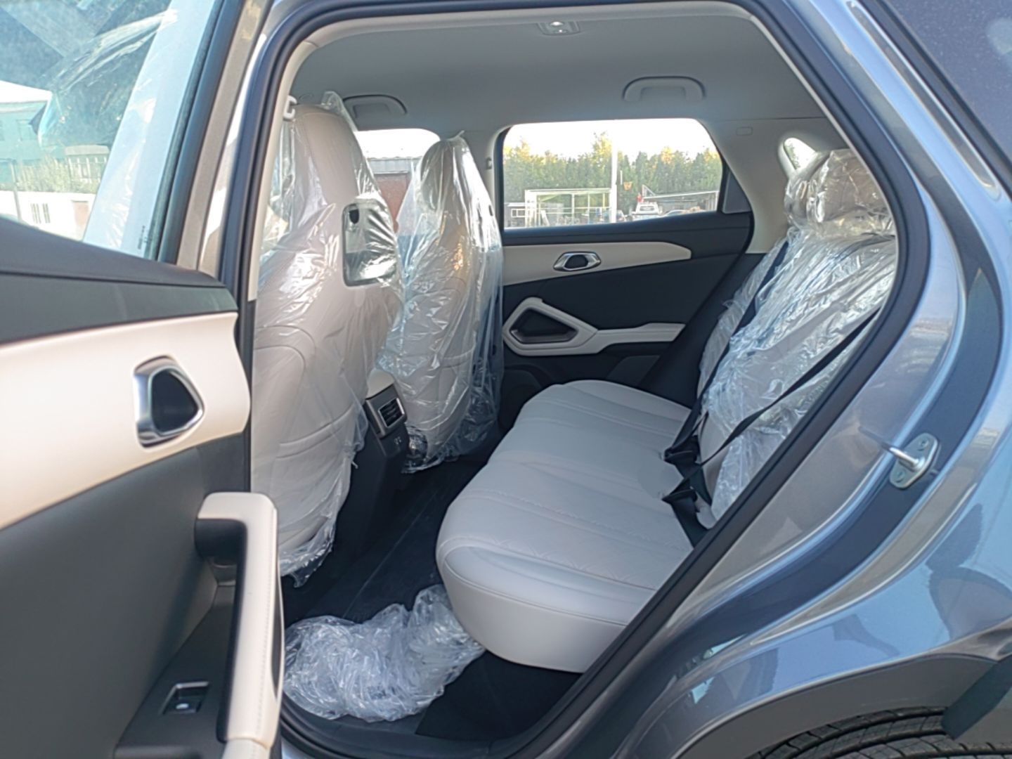 BYD Yuan UP 2027 Model Flying Edition 401KM Navigation Version — снимка 20