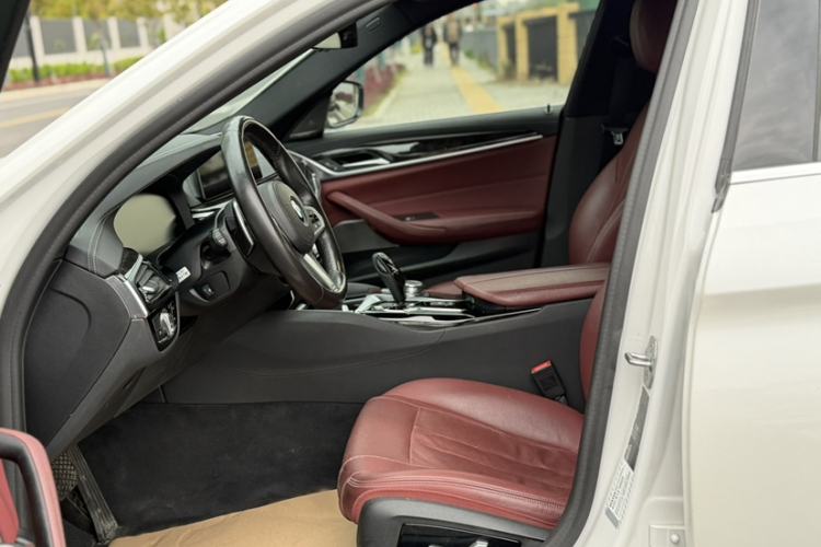 Used BMW 5 Series 2020 530Li Luxury Edition M Sport Package Interior 5