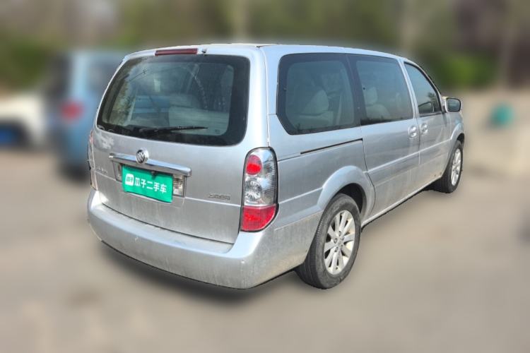 Used Buick GL8 2011 2.4L CT Comfort Edition Rear Right 45 Deg