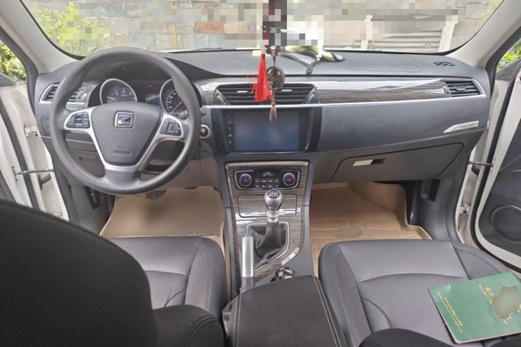 Used Zotye T600 2016 1.5T Manual Luxury Edition Center Console