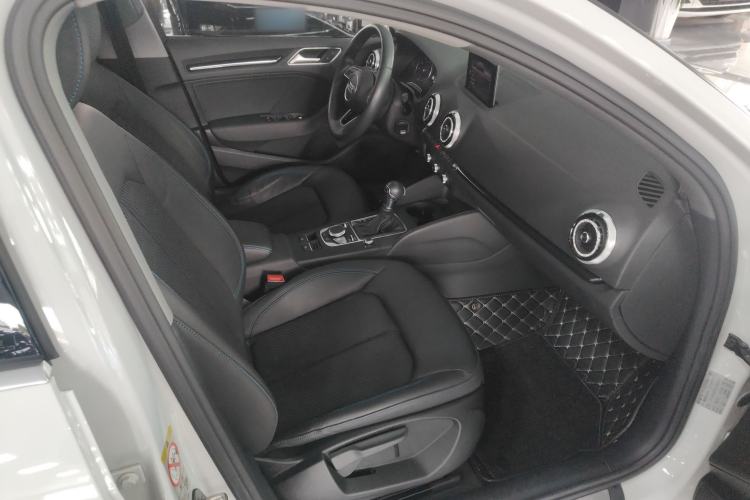Used Audi A3 2020 Limousine 35 TFSI Fashion Edition China VI Emission Standard