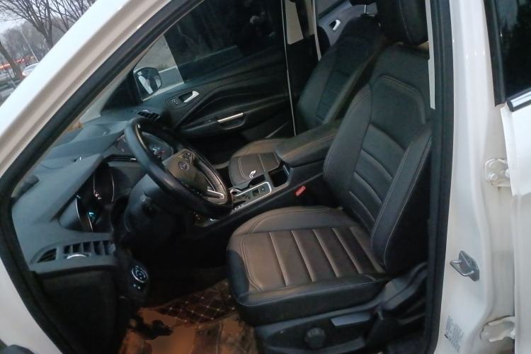 Used Ford Kuga 2019 EcoBoost 180 Two-Wheel-Drive Platinum Edition China VI Standard