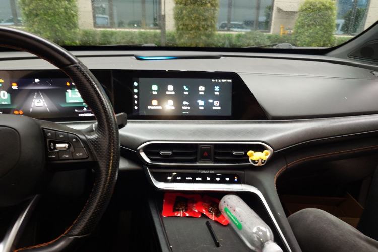 Used CHANGAN UNI-T 2022 1.5T Prestige Version Audio And AC Panel