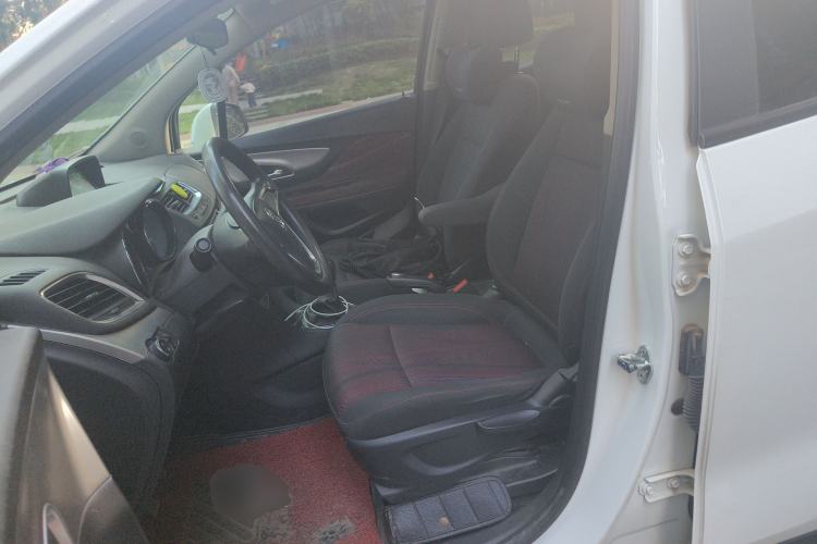 Used Buick Encore 2015 1.4T Manual Two-Wheel Drive Urban Advanced Model
