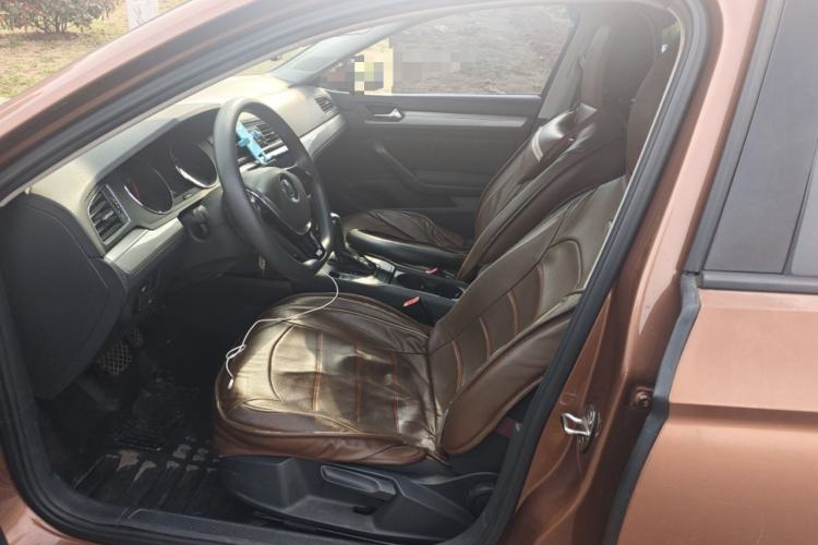 Used Volkswagen Lamando 2015 230TSI DSG Fashion Edition