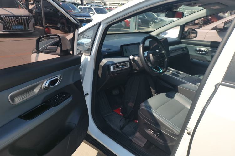 Used AION Y 2023 Plus 510 Smart Edition
