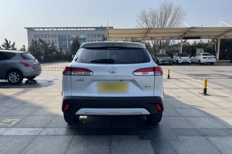 Used Toyota Corolla Cross 2024 2.0L Smart Electric Hybrid Dual-Engine Pioneer Edition Exterior 11
