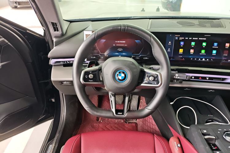 Used BMW i5 2025 eDrive 35L M Sport Package Steering Wheel