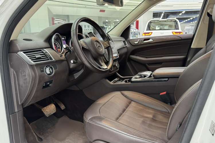 Used Mercedes-Benz GLE 2017 GLE 320 4MATIC Luxury Model
