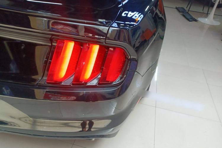 Used Ford Mustang 2015 2.3T Automatic U.S.-Spec Version