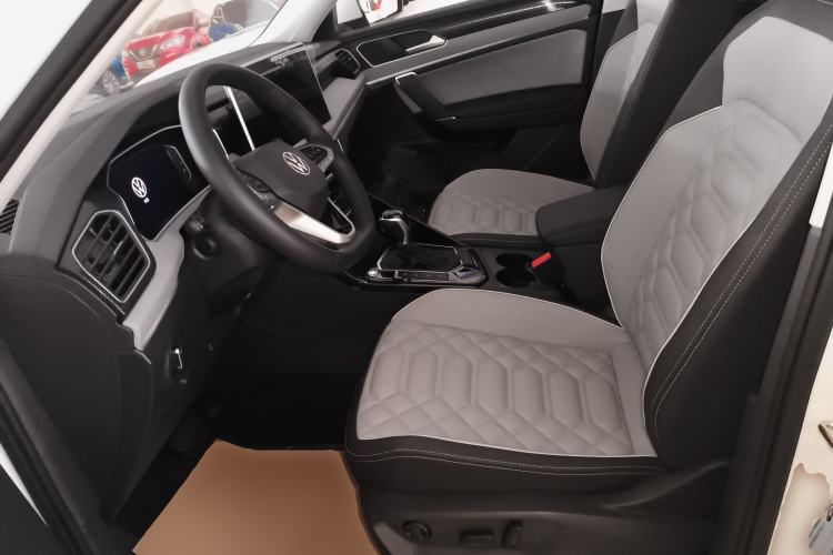 Used Volkswagen Tayron 2023 280TSI Two-Wheel-Drive Luxury Plus Advanced Version Left Front Seat