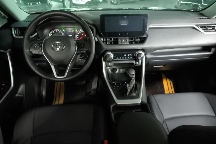 Used Toyota Wildlander 2024 2.0L CVT Two-Wheel Drive Leading Edition