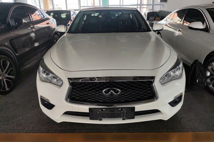 Used Infiniti Q50L 2018 2.0T Comfort Edition China VI Standard
