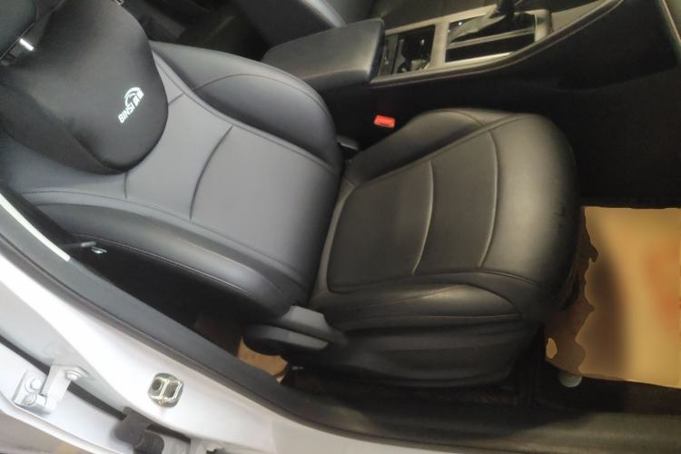 Used Roewe i5 2023 1.5L CVT Luxury Edition
