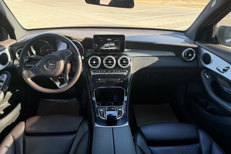 Used Mercedes-Benz GLC 2019 GLC 200 L 4MATIC
