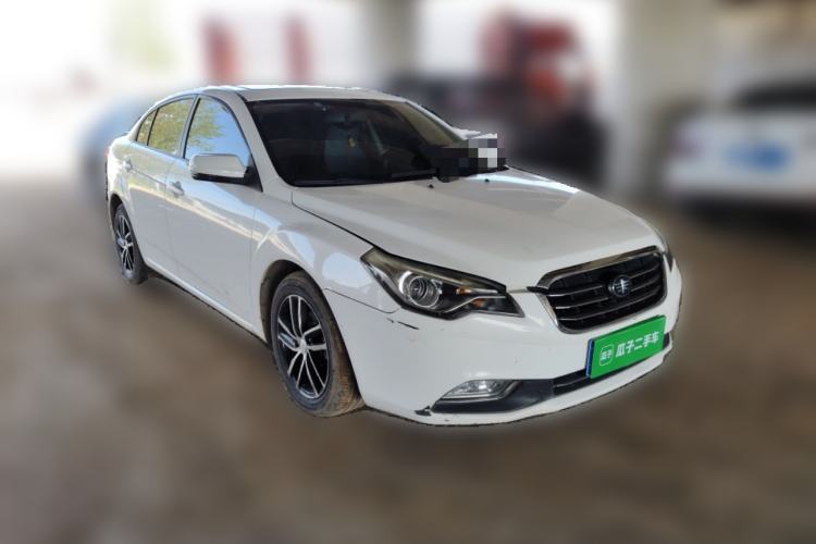 Used Bestune B50 2013 1.6L manual luxury version Front Right 45 Deg