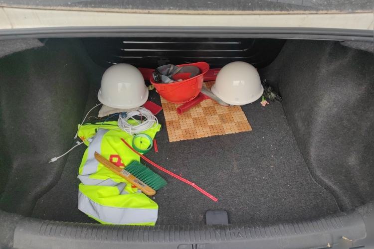 Used Volkswagen Polo 2011 Jingqu 1.6L Manual - Real Cool Edition