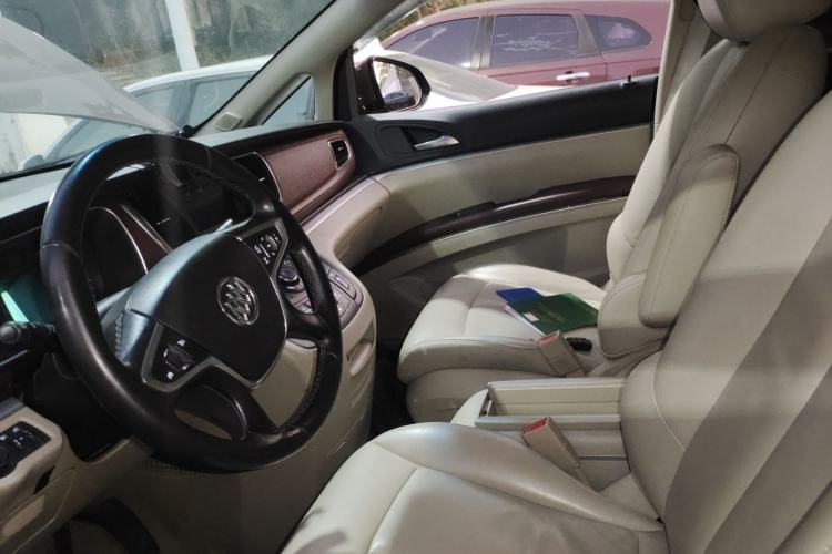 Used Buick GL8 2018 28T Luxury Model China VI Standard