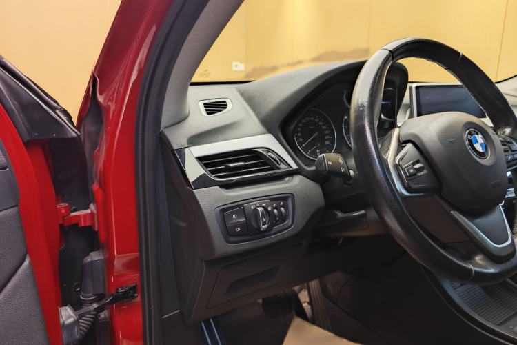 Used BMW X1 2018 sDrive18Li Fashion Model Interior 2