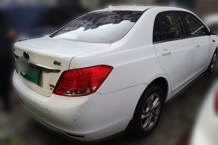 Used BYD Surui 2014 1.5TID Automatic Luxury Model
