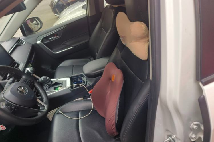 Used Toyota RAV4 2022 2.0L CVT Two-Wheel Drive Fashion Edition