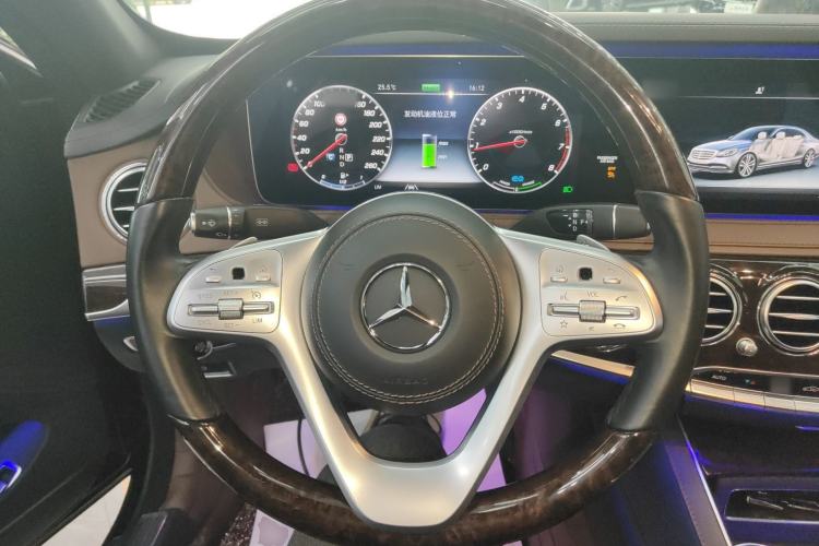 Used Mercedes-Benz S-Class 2020 S 350 L Exclusive Edition Prestige Collection Steering Wheel