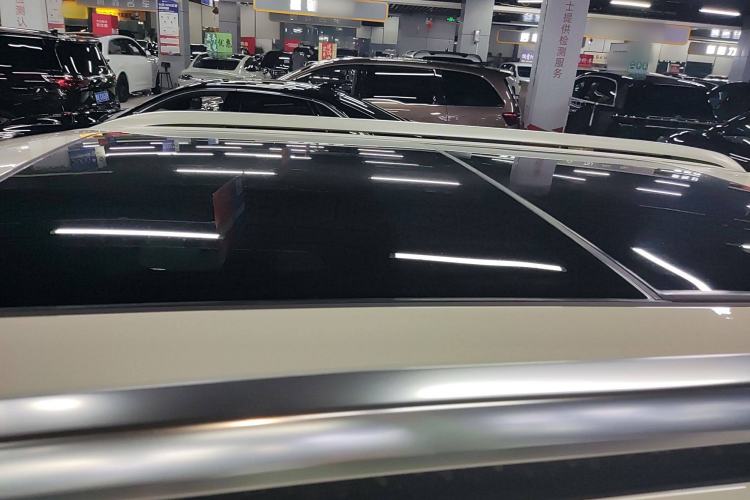 Used Formula Leopard Titanium 3 2025 501 km Range Rear-Wheel Drive Intelligent Driving Max Edition