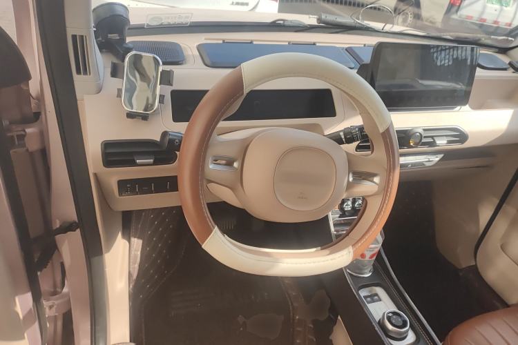 Used Geely Galaxy Panda 2024 Panda Mini 200km Endurance Bear
