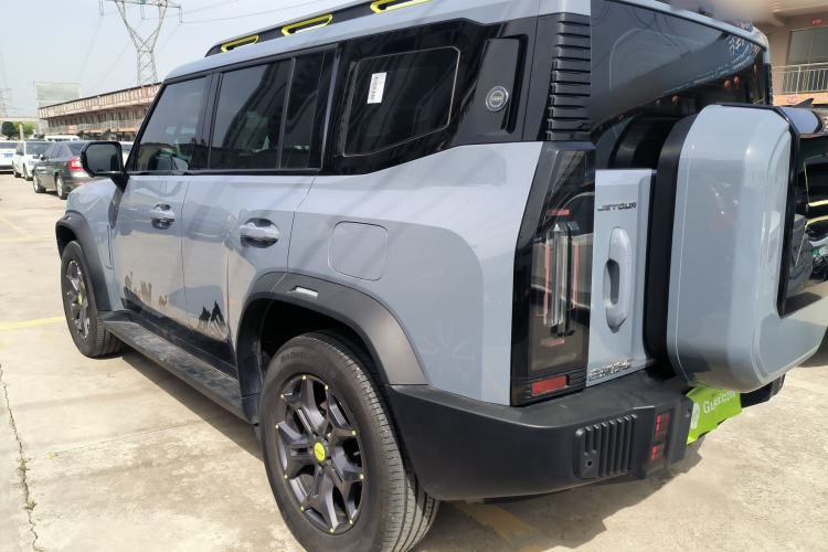 Used JETOUR Traveler 2023 2.0T All-Wheel-Drive CrossPRO
