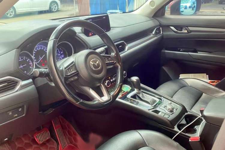 Used Mazda CX-5 2017 2.0L Automatic 2WD ZhiShang Trim China V Standard
