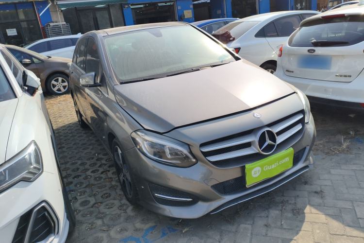 Used Mercedes-Benz B-Class 2017 B 200 Fashion Model
