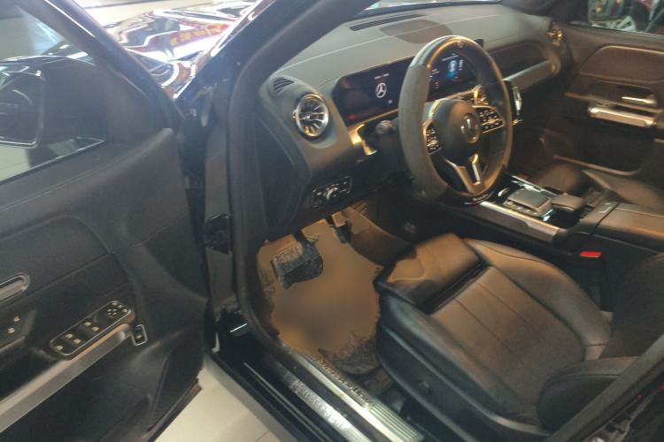 Used Mercedes-Benz GLB 2021 GLB 200 Dynamic Edition Driver Seat