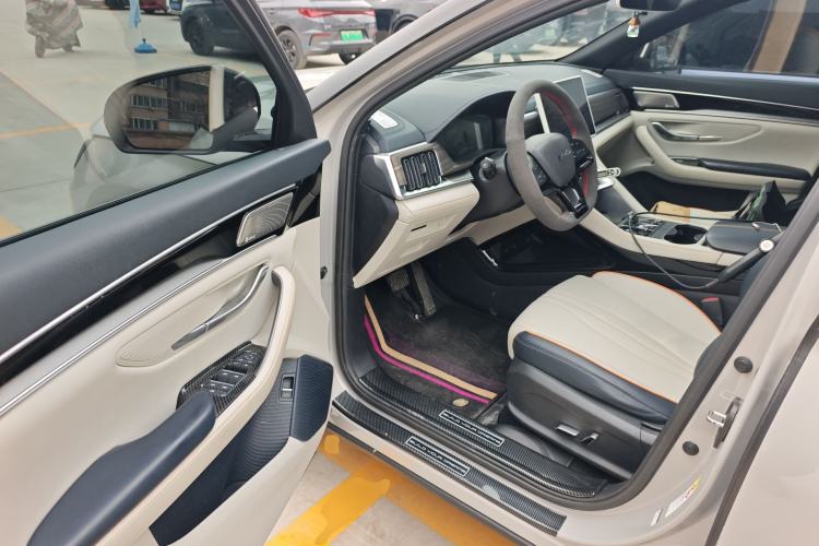 Used BYD Song PLUS New Energy 2023 Champion Edition EV 520KM Prestige Model
