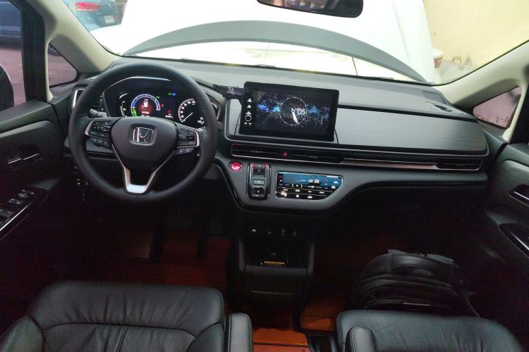 Used Honda Elysion 2022 2.0L eHEV Luxury Edition