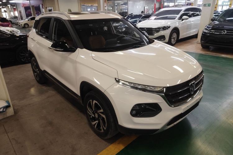 Used Baojun 510 2017 1.5L Manual Luxury Model Front Right 45 Deg