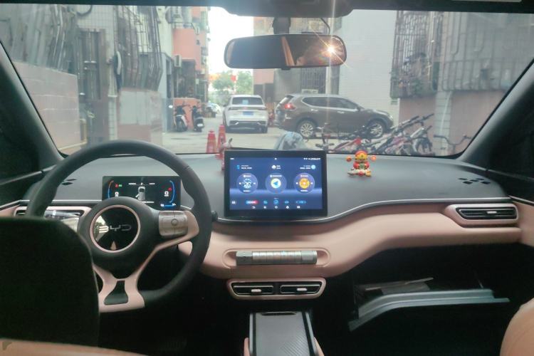 Used BYD Seagull 2025 305km Active Version Center Console