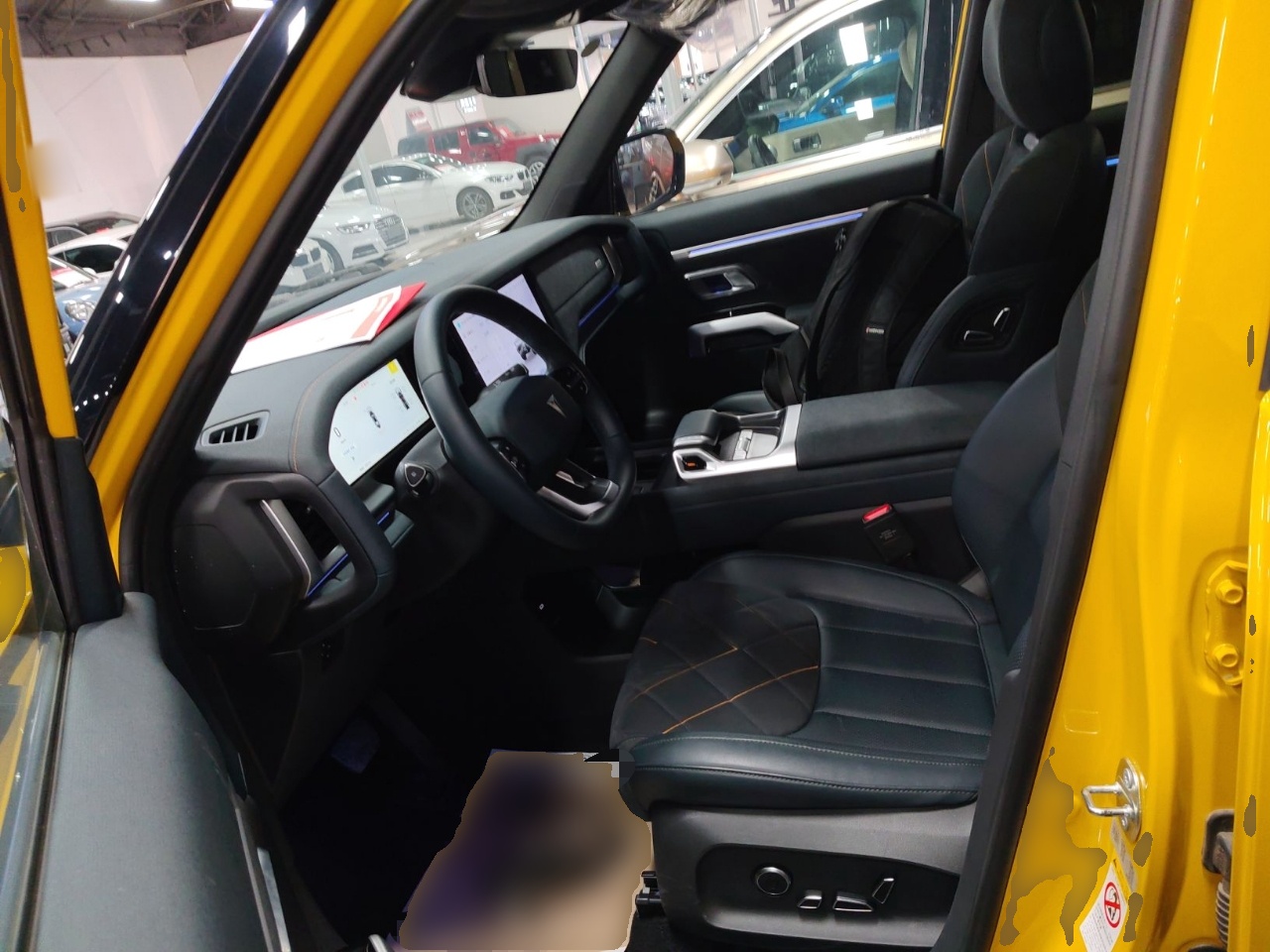 المقاعد الأمامية داخل السيارة