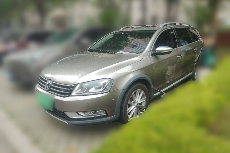 Used Volkswagen Magotan 2012 Travel Edition 2.0 TSI Four-Wheel Drive Luxury Version