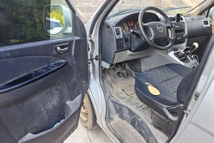 Used Foton Scenic G5 2021 2.4L Gasoline Commercial Version 6-Seater Multi-Purpose Passenger Vehicle 4K22D4M