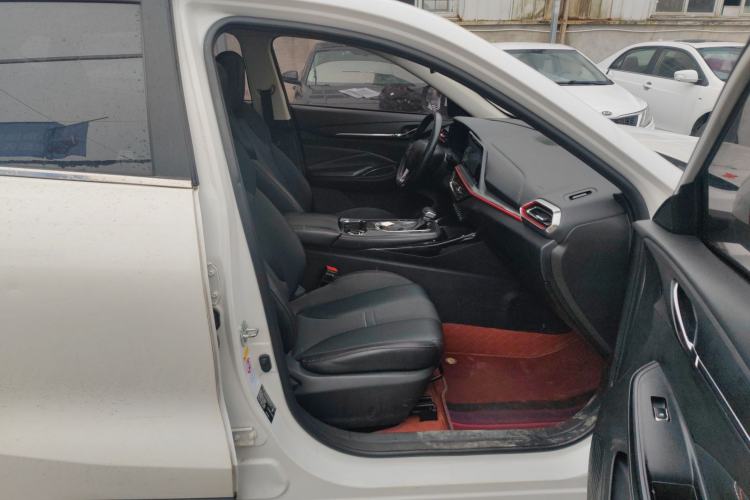 Used CHANGAN OSHAN X5 2021 1.6L CVT Luxury Model
