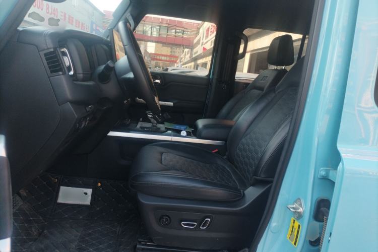 Used 212 T01 2025 2.0T Changfeng
