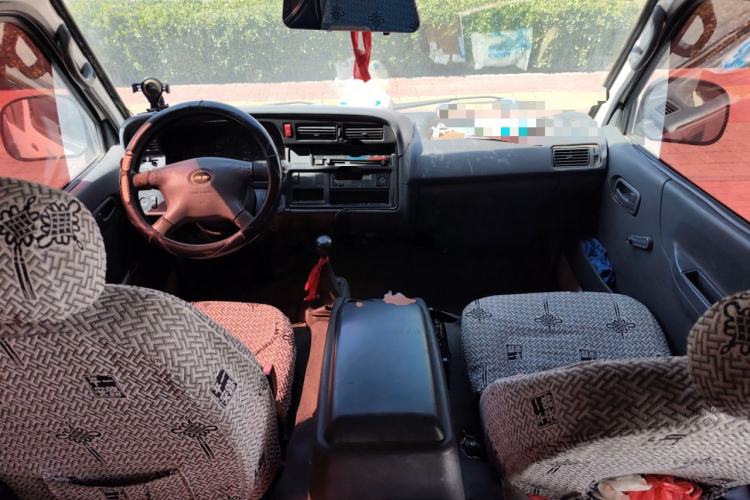 Used Jinbei Hiace 2011 2.5T Fifth-Generation Entrepreneur Edition Luxury Version YC4FB90-36