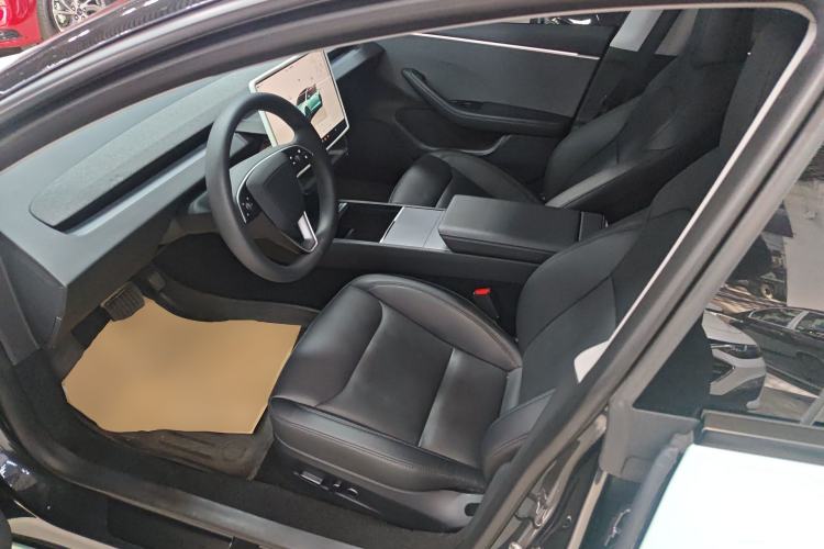 Used Tesla Model 3 2023 Rear-Wheel-Drive Version
